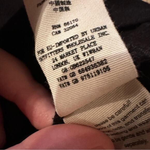 Free People Rock With It Black‎ Embroidered Off the Shoulder Pullover Top Sz M - Picture 8 of 11